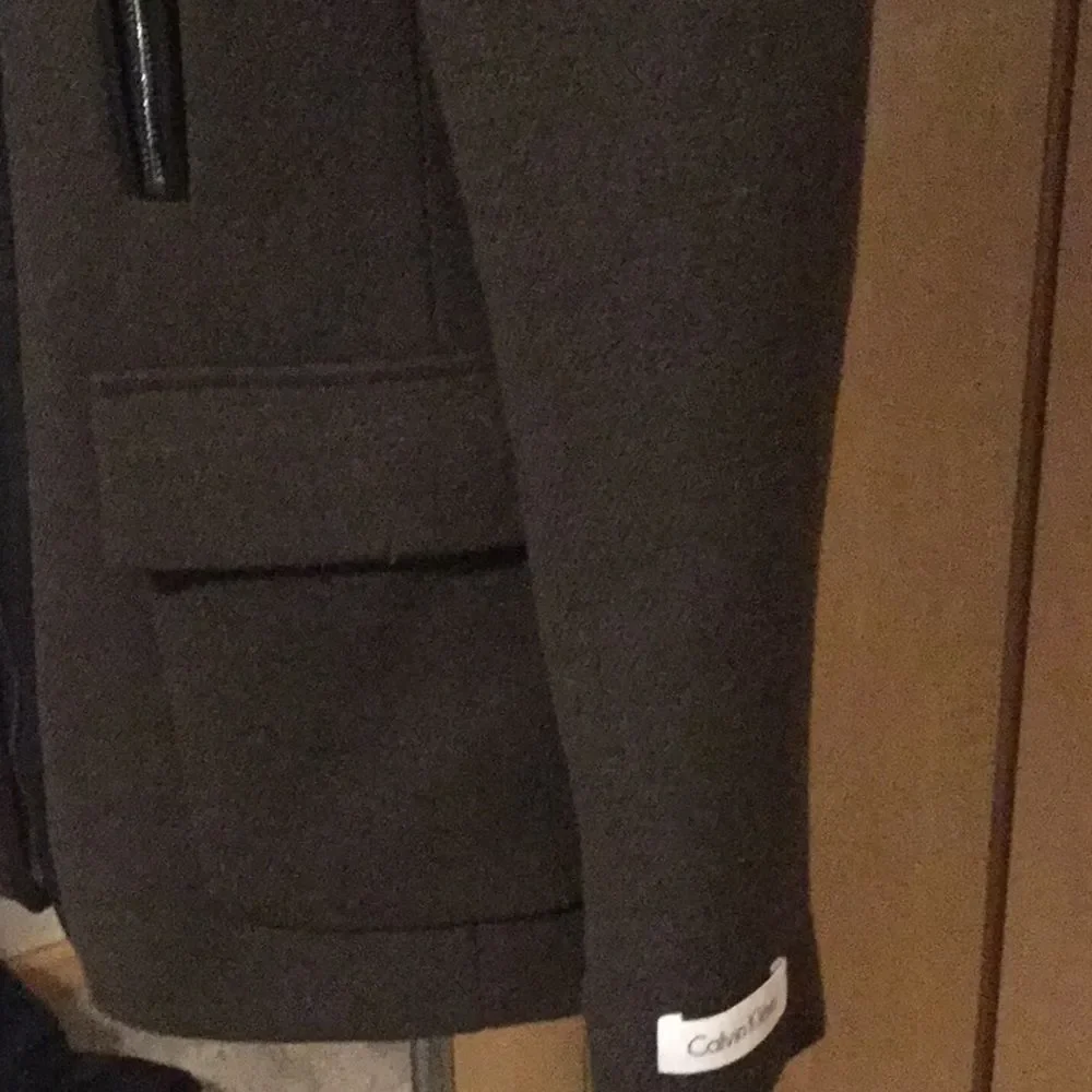 Hooded Wool Blend Jacket with Faux Fur Trim - Picture 4 of 9